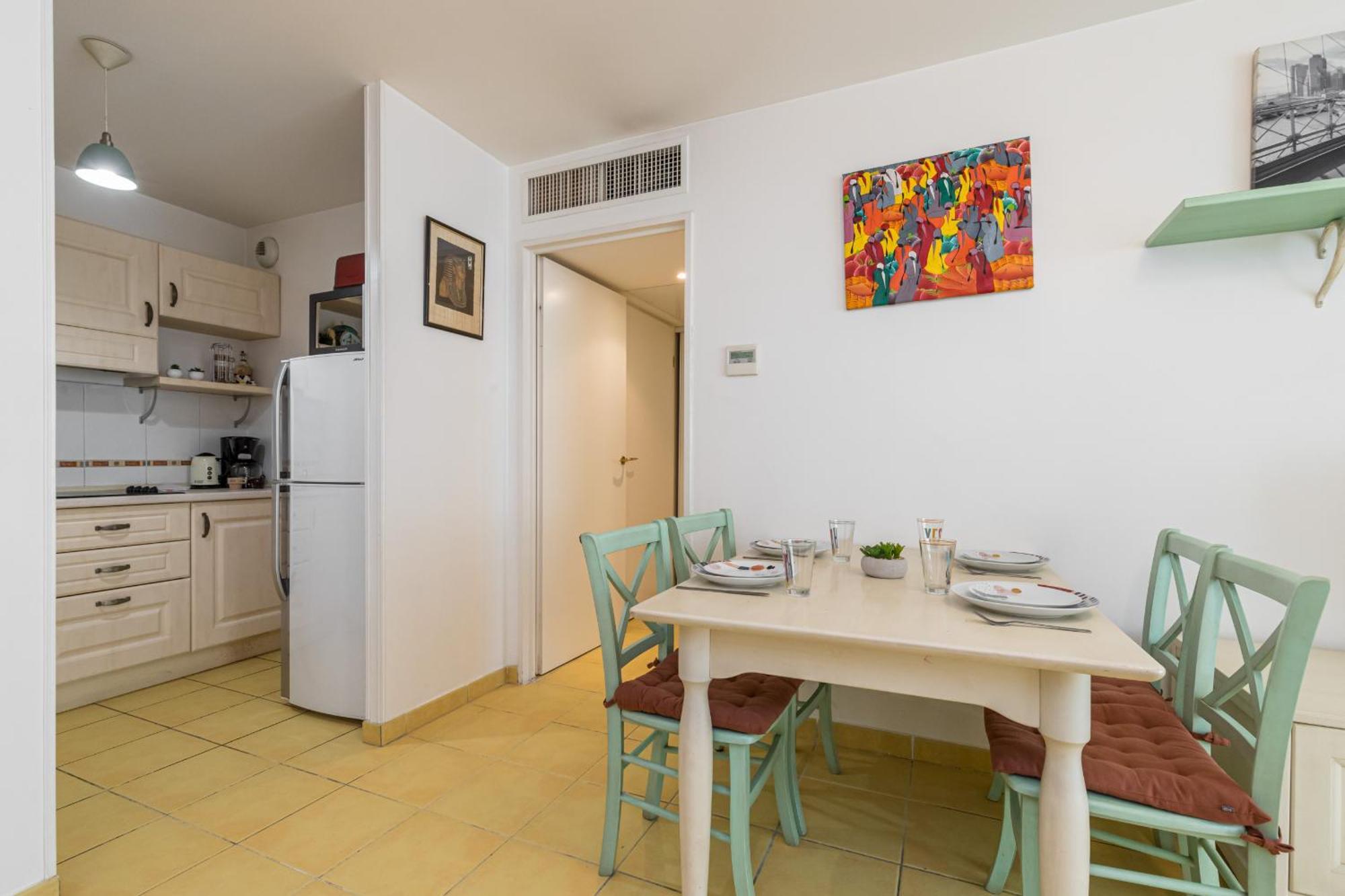 Nice 1 Bedroom Downtown Carre D'Or With Garage Exterior photo
